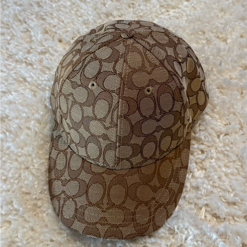 Coach Signature Brown Cap